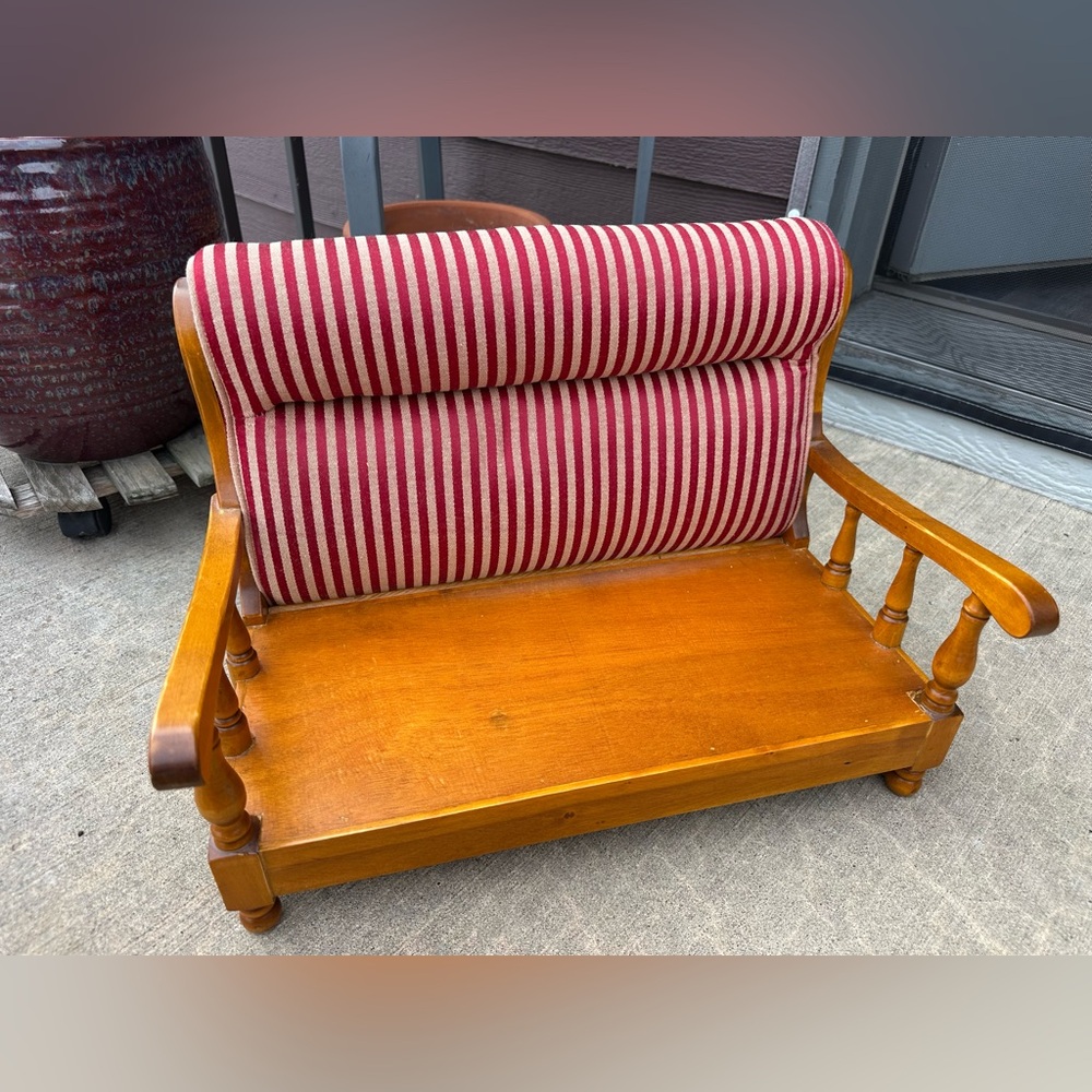 Mid-Century Modern Country-Style Cushioned Wood Sofa for 18" Doll - Picture 4 of 12